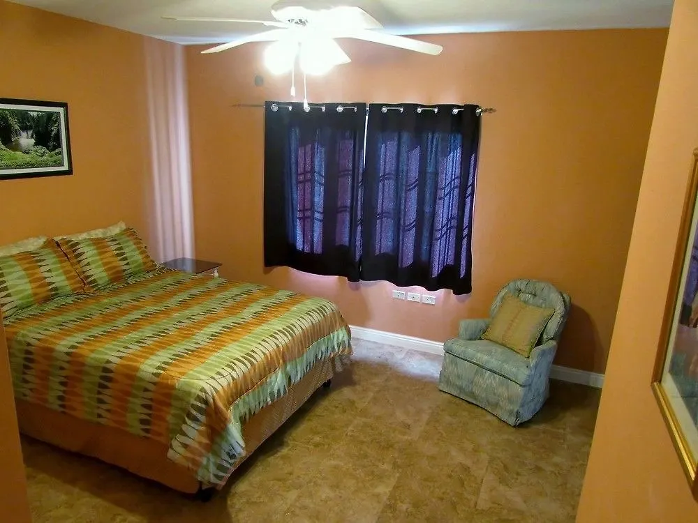 Centrally Located Guest Apartments Kingston Jamaica