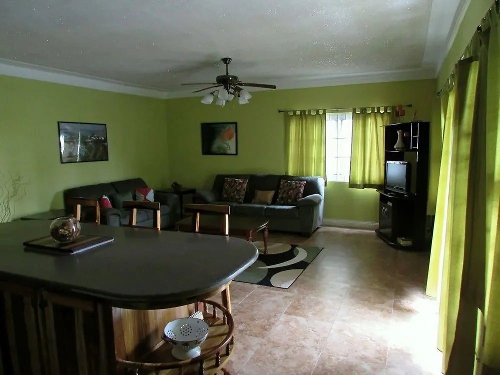 *** Hotel Centrally Located Guest Apartments Kingston Jamaica